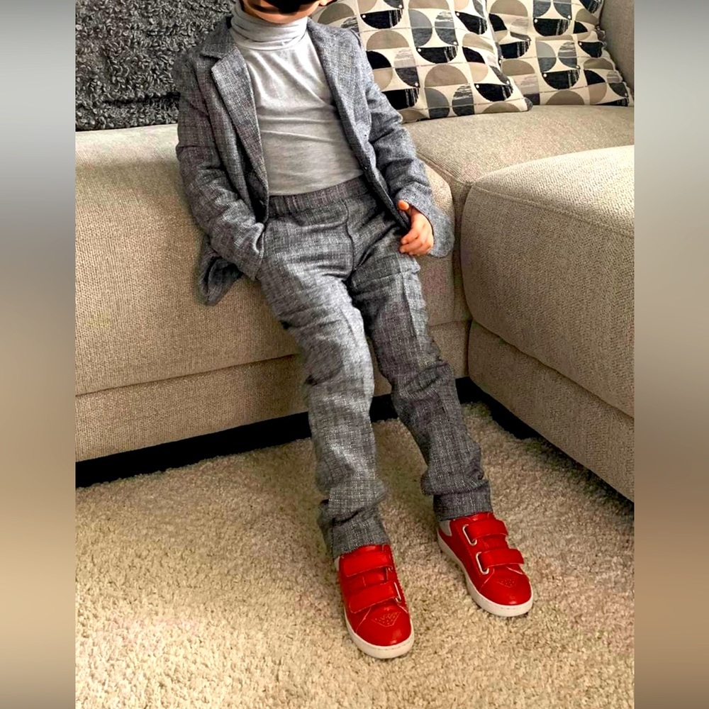 Suit size 3-4 years